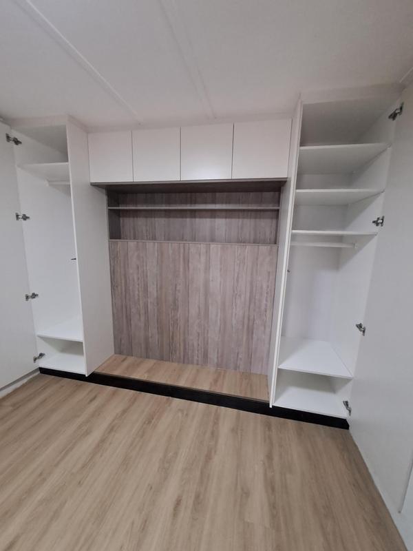 To Let 1 Bedroom Property for Rent in Kenridge Western Cape